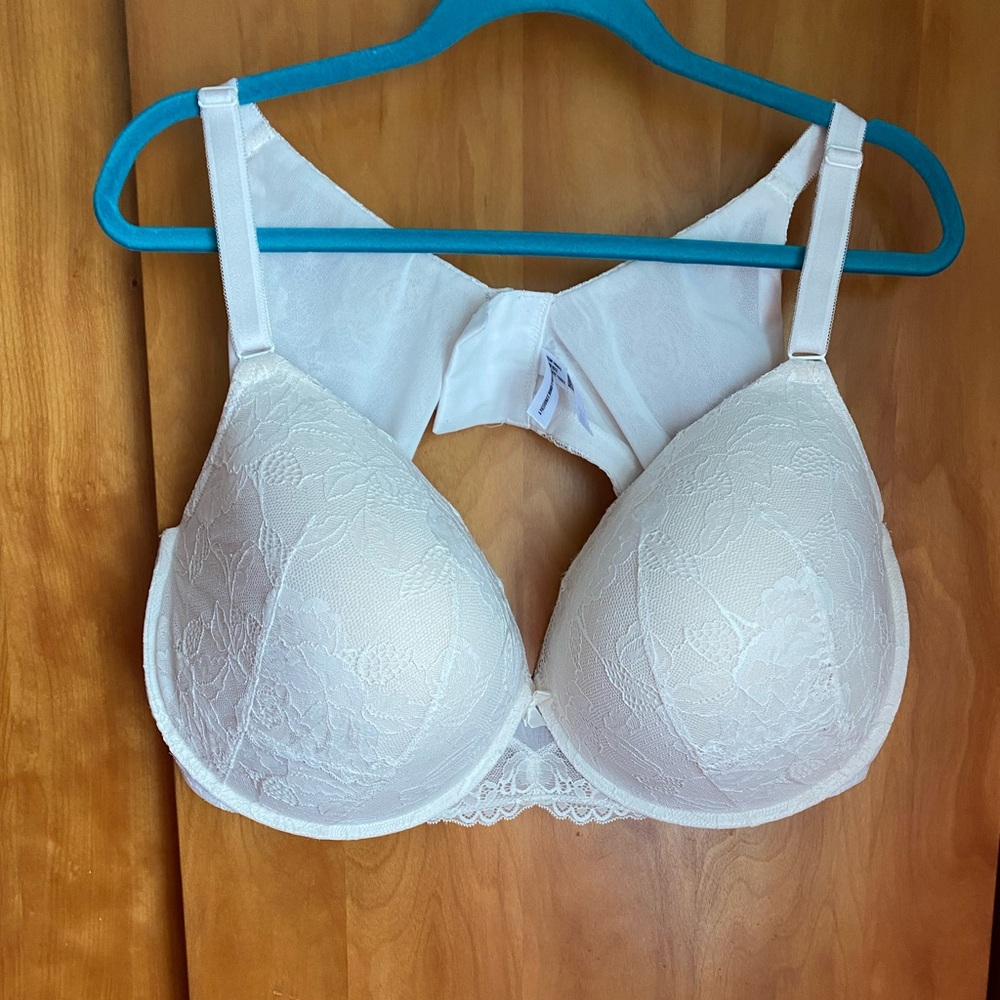 Torrid 360 back smoothing push up t-shirt bra EUC 48DD